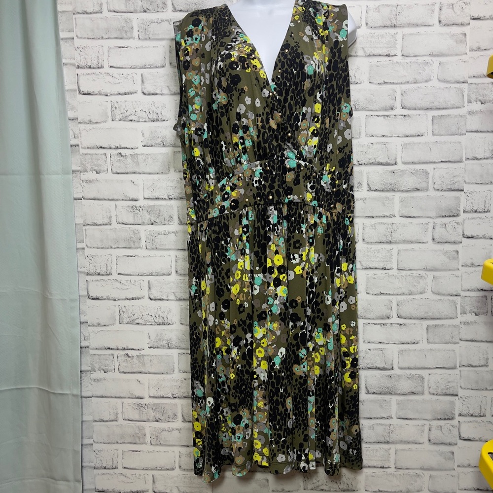 Beverly Drive Women Sleeveless Studded V-Neck Front Back Blouson Dress 16/18